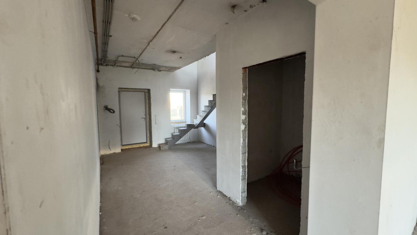 Предлагаем вашему вниманию просторный таунхаус площадью 165 квадратных метров с отдельным гаражом и - Подгородняя Покровка