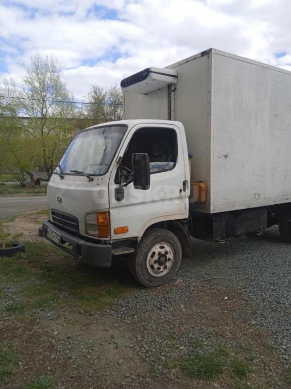 Продам старенький,но неубиваемый грузовичок Хундай HD72,на ходу, всё работает,хорошая резина, недавн - Орск