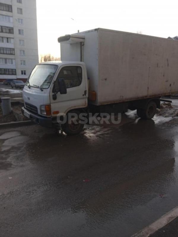 Продам старенький,но неубиваемый грузовичок Хундай HD72,на ходу, всё работает,хорошая резина, недавн - Орск