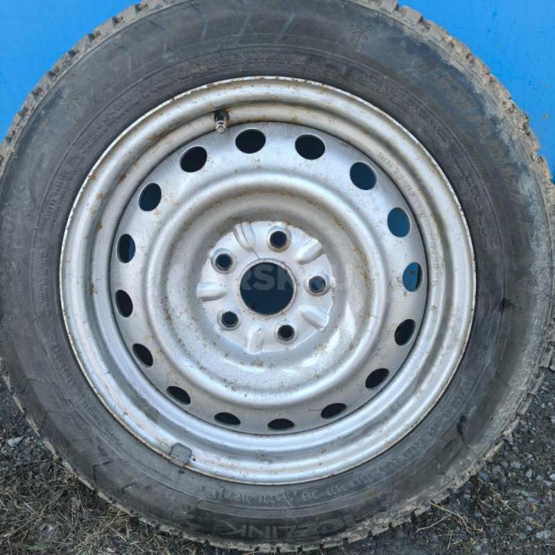 Продам комплект зимней резины с дисками,TRIANGLE ICELINK,205/60/R16.,шипов 100%пробег 3000км.,стояли - Новотроицк