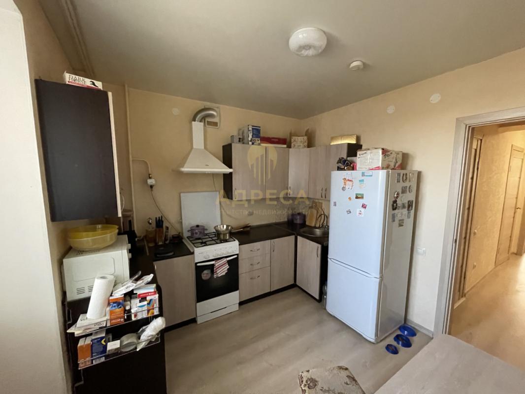 Продаётся уютная 2-хкомнатная квартира в развитом районе города с хорошим ремонтом! - Оренбург
