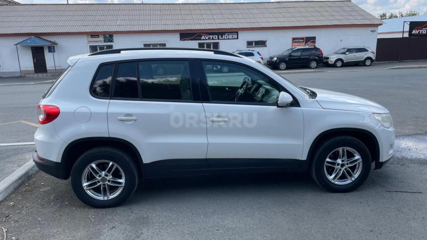 Продается Volkswagen Tiguan, 2010 года,

Полный привод

Оригинальный ПТС

Родной подтверждённы - Новотроицк