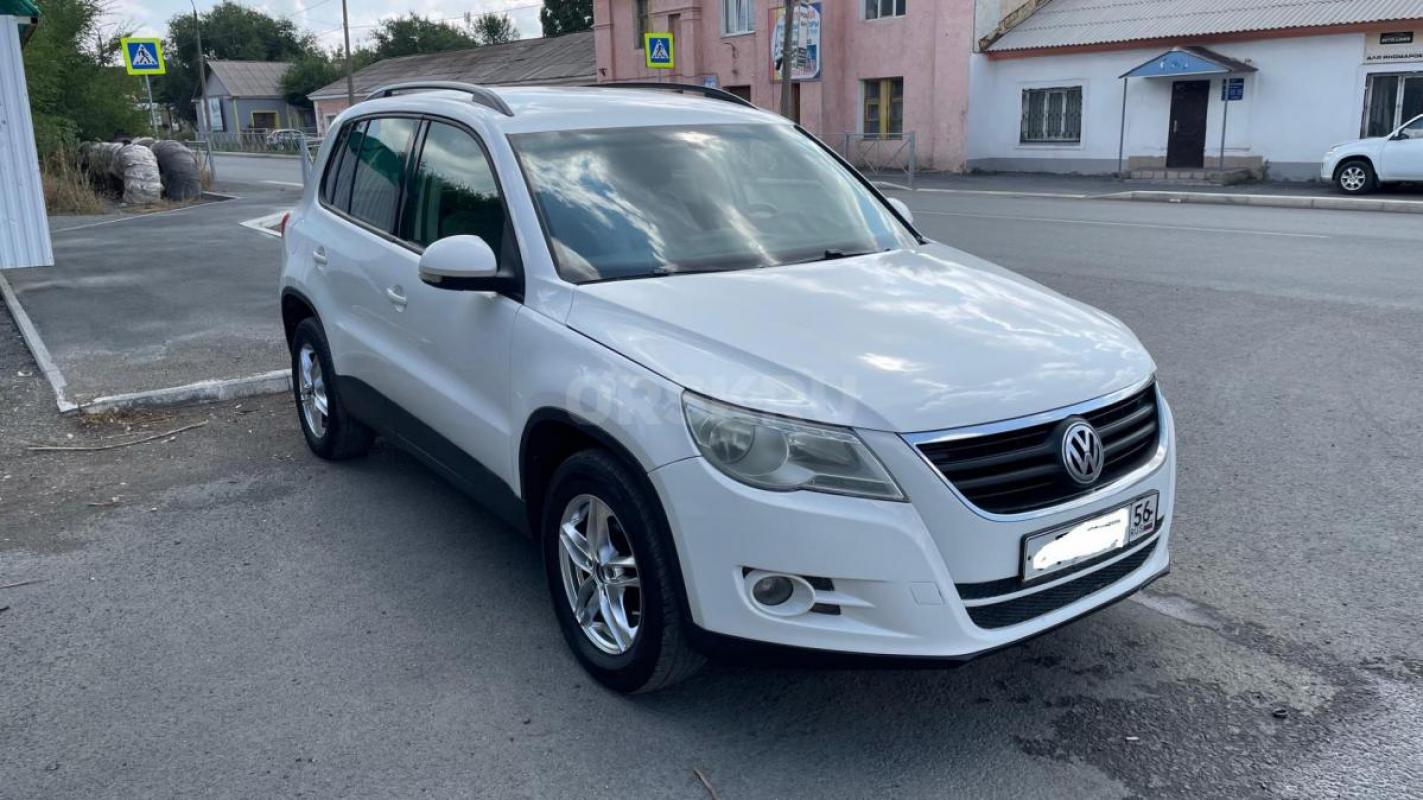 Продается Volkswagen Tiguan, 2010 года,

Полный привод

Оригинальный ПТС

Родной подтверждённы - Новотроицк