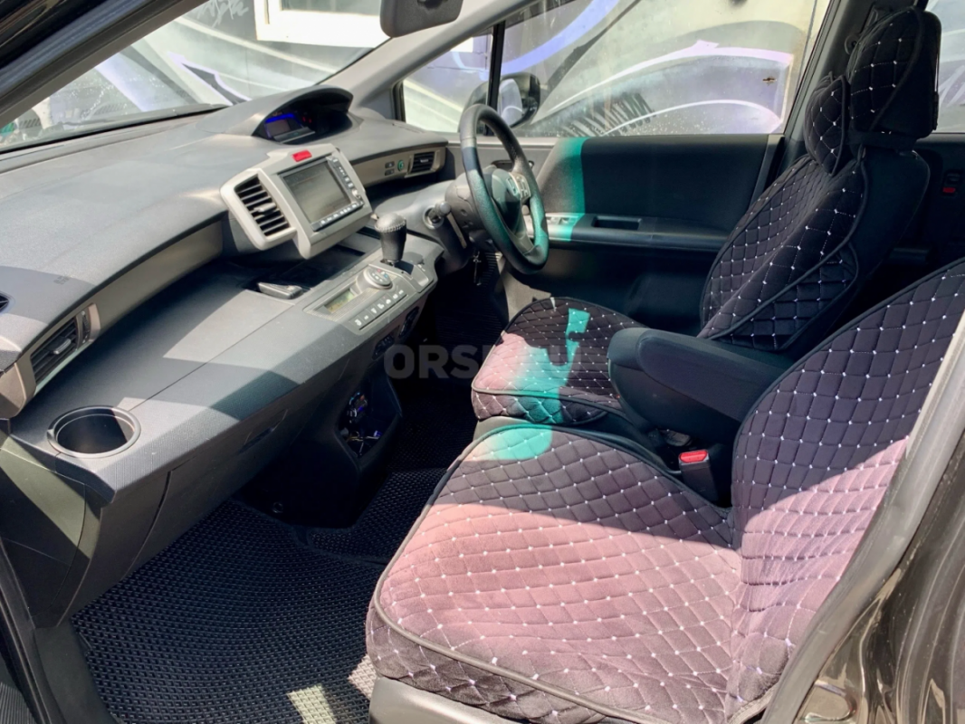 В продаже Honda Freed SPIKE (HYBRID) 2012 года выпуска. - Орск