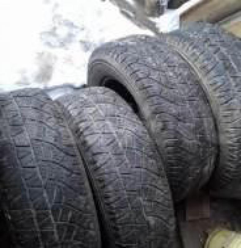 Продам лето r18 шины Япония Toyo 215-55-18 отличное состояние  4 шт  -19 000 р. - Орск