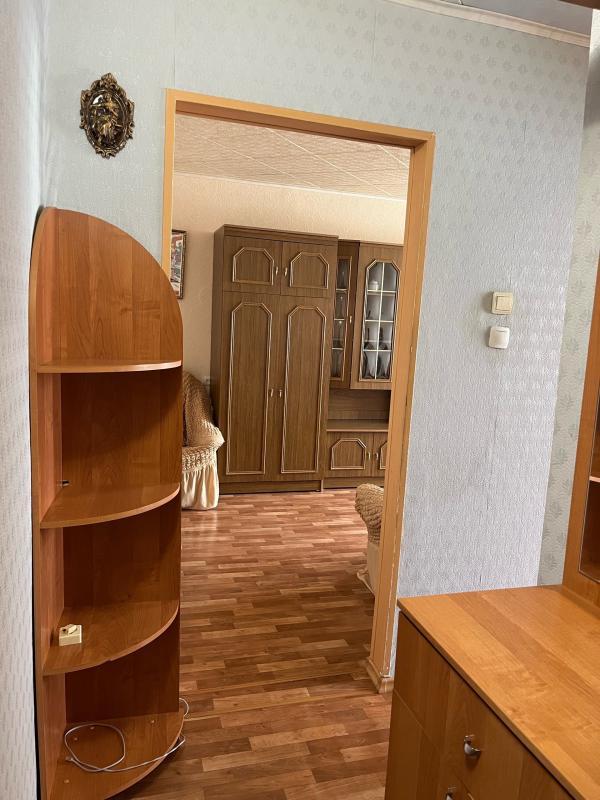 Продаётся двухкомнатная квартира по Советской 152 3 этаж. - Новотроицк