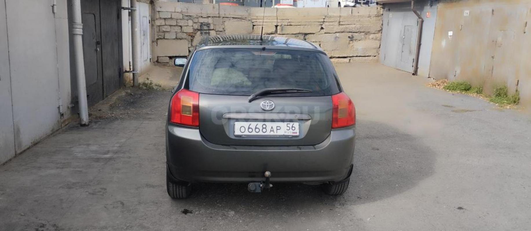 Продам Тойота Королла хэтчбек  рестайлинг.2003 год. - Орск