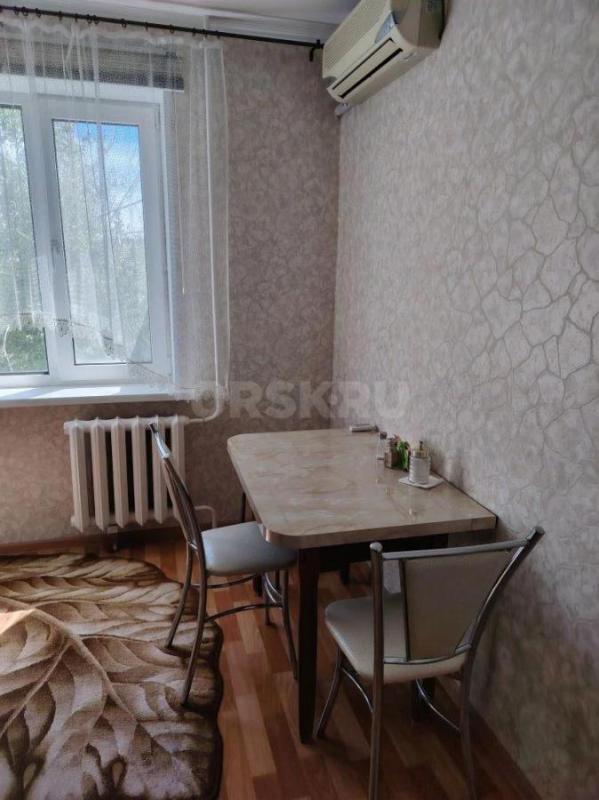 Сдам 2-комн кв. - Оренбург