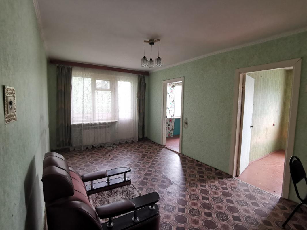 Продам 4 комн. - Орск