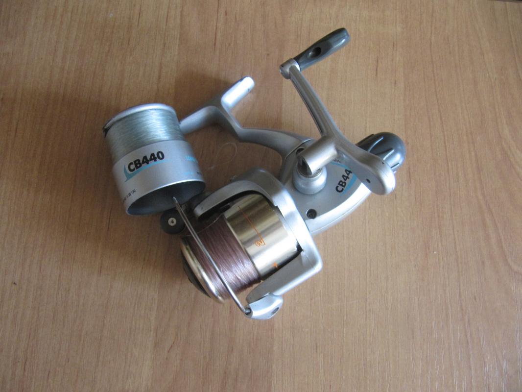 Продам катушки и кукан для рыбалки: катушки GEAR RATIO 4,5:1 (FS1013) цена 500 р, CB440 500 руб,  Co - Новотроицк