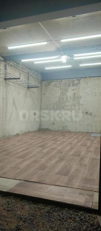 Капитальный гараж 6,5*4м район Ялтинская 101А. - Орск