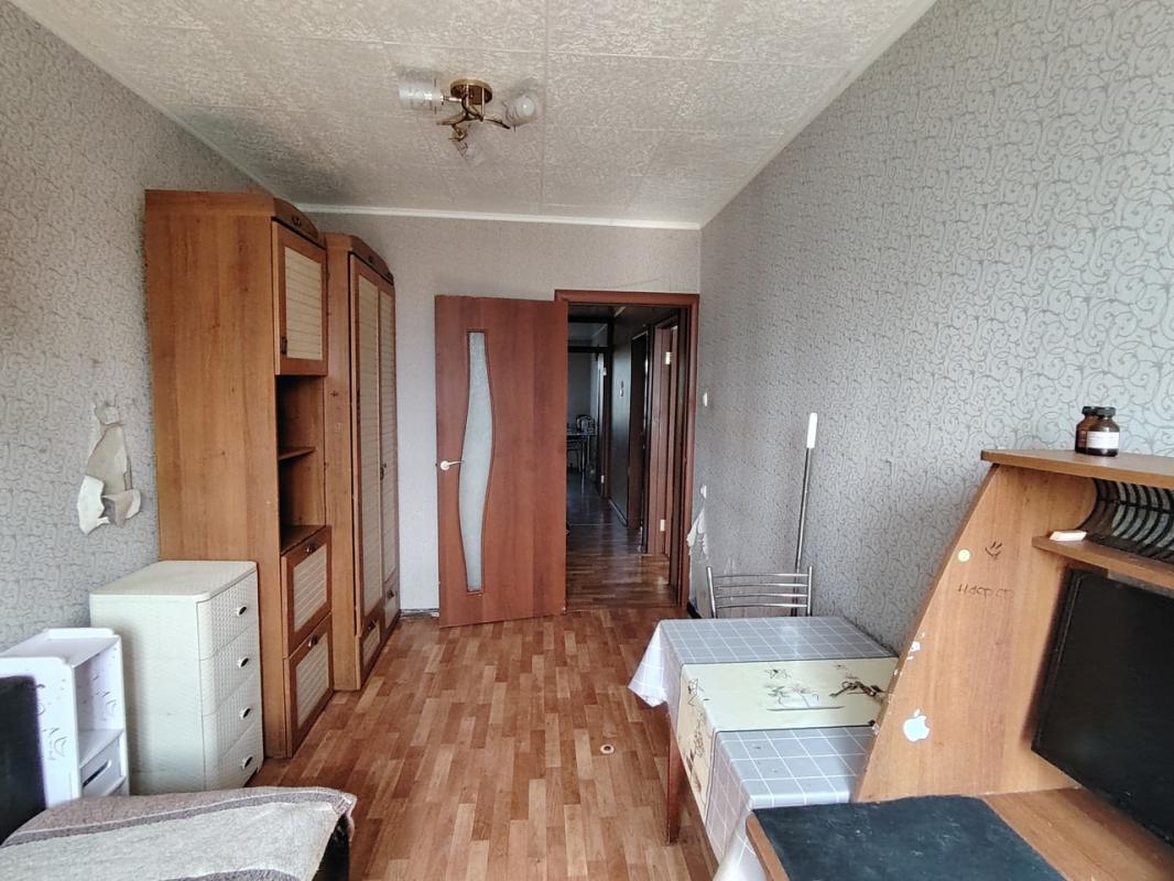 Продаётся уютная трёхкомнатная квартира площадью 61.5 квадратных метров, расположенная на втором эта - Орск