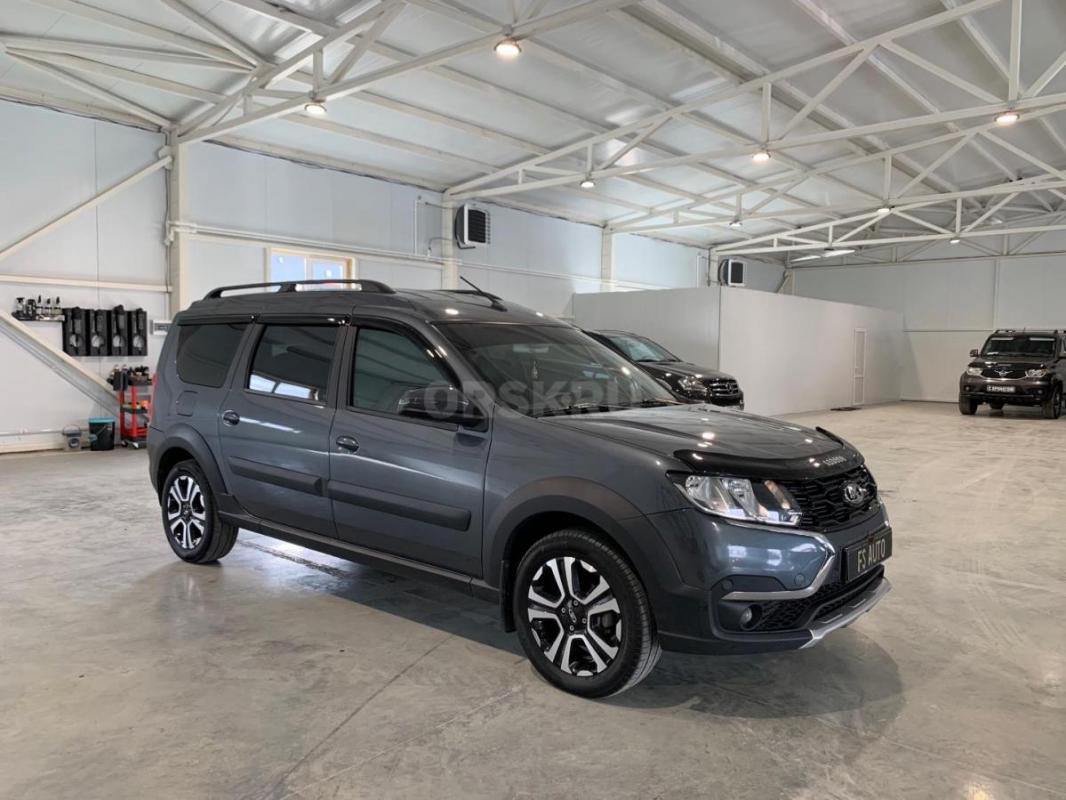 В продаже LADA LARGUS CROSS 2025 года выпуска.
7 местный!!!
1 собственник.
33 тысячи пробега. - Орск