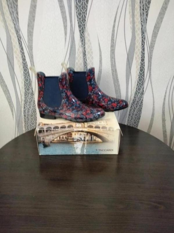 Продаю обувь:1) сапоги новые женские д/с из натуральной кожи, р. 38,цена:5500(торг) ;2) сапоги женск - Орск