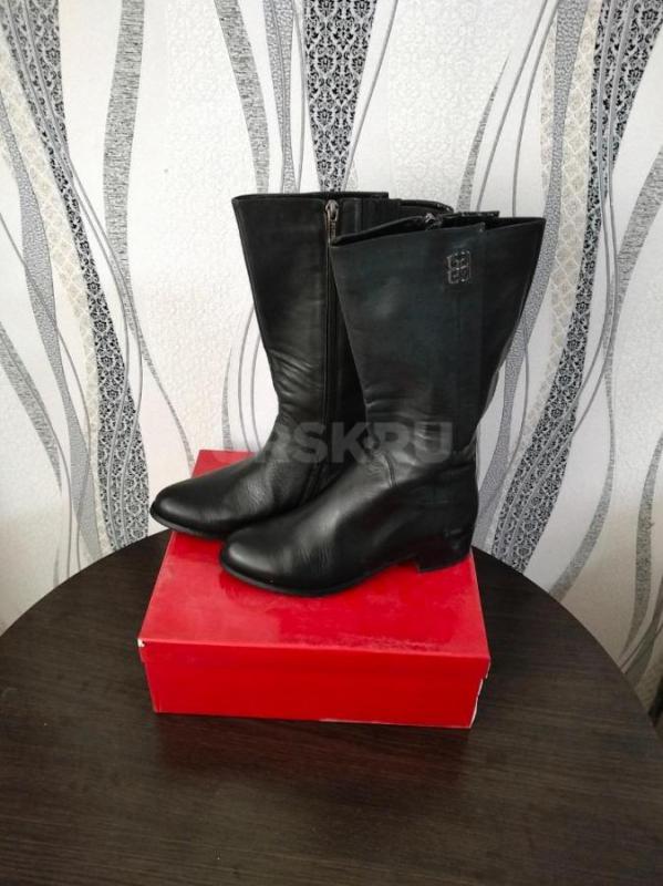 Продаю обувь:1) сапоги новые женские д/с из натуральной кожи, р. 38,цена:5500(торг) ;2) сапоги женск - Орск