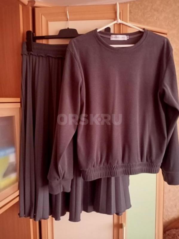 Продам женские вещи 48-50р пакетом - Орск