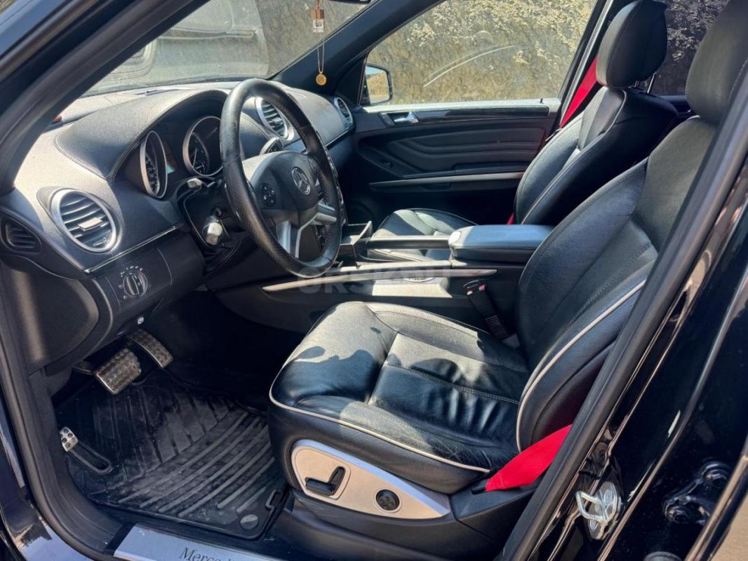 В ПРОДАЖЕ Mercedes-Benz ML 350 2012 года. - Орск