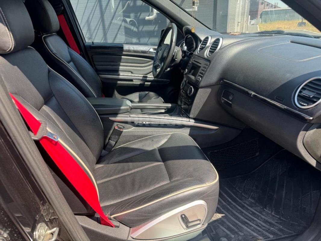 В ПРОДАЖЕ Mercedes-Benz ML 350 2012 года. - Орск