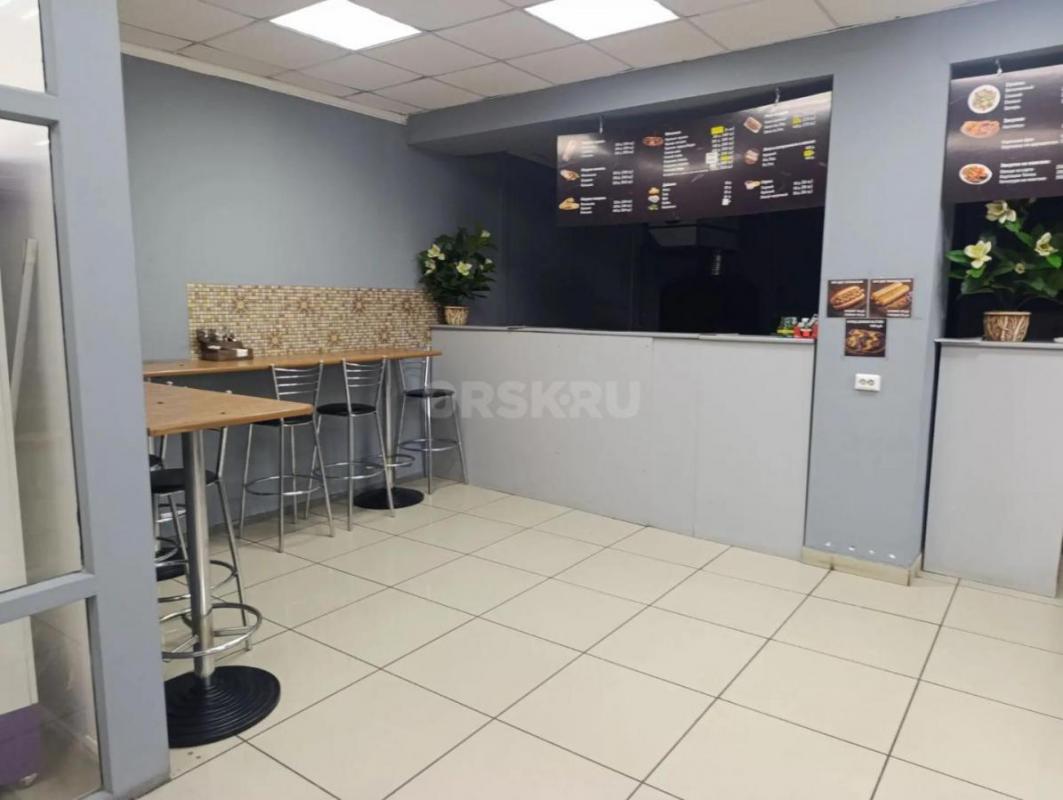 Сдается в с аренду  помещение 100 кв. - Орск