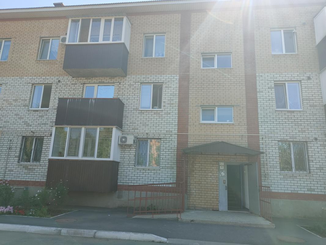 Продам 2-к квартиру по ул. - Орск