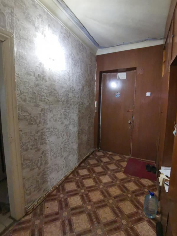Продам трехкомнатную квартиру старого типа в центре города, пр. - Орск