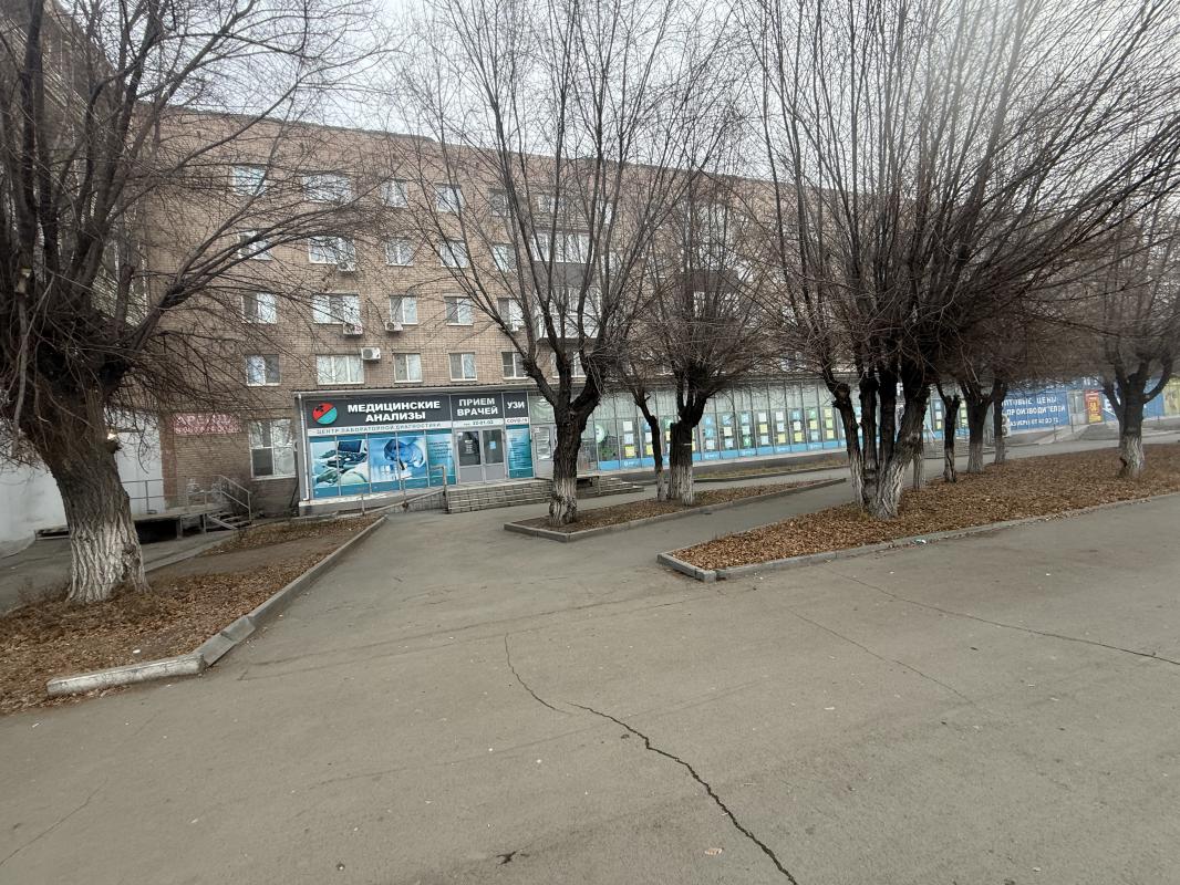 Сдам в аренду подвальное нежилое помещение 700 кв. - Новотроицк