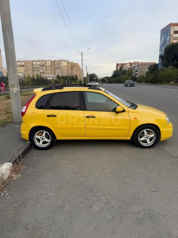 В продаже Лада калина спорт 1, в очень красивом, ярком желтом цвете,установлен андроид планшет. - Орск