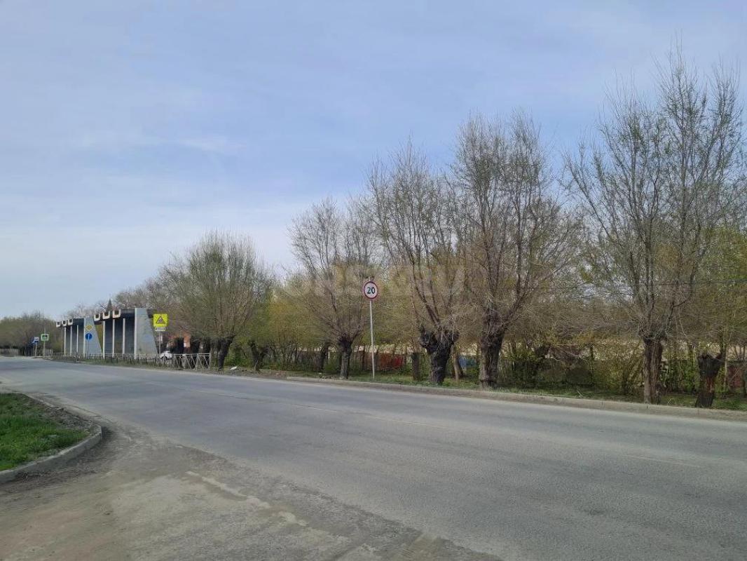 75 соток в самом центре Орска. - Орск