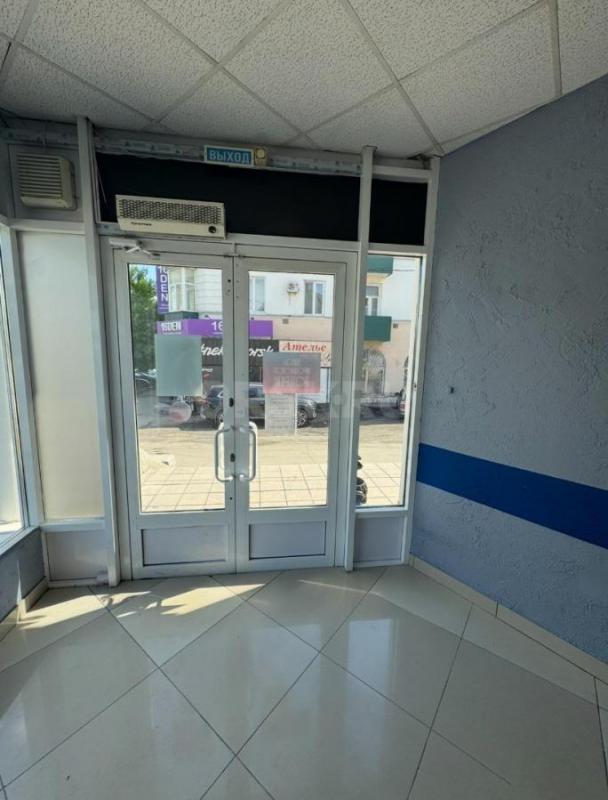 Сдам в аренду Помешение в центре пр Ленина 41Б на 2 этаже(Купол)с левой стороны ДК Нефтянник. - Орск