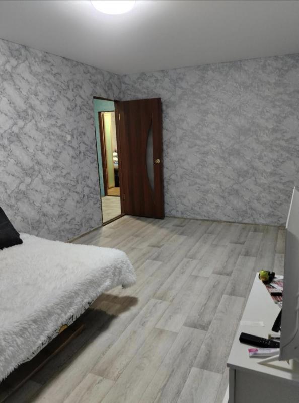 Продам 3- комнатную квартиру, площадью 61 кв. - Новотроицк
