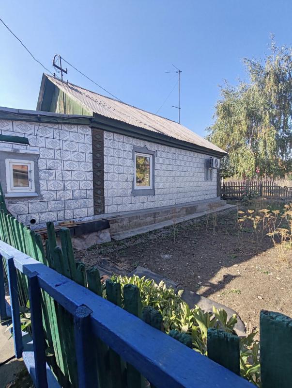 Продам дом по улице Мира, рядом с церковью. - Новотроицк