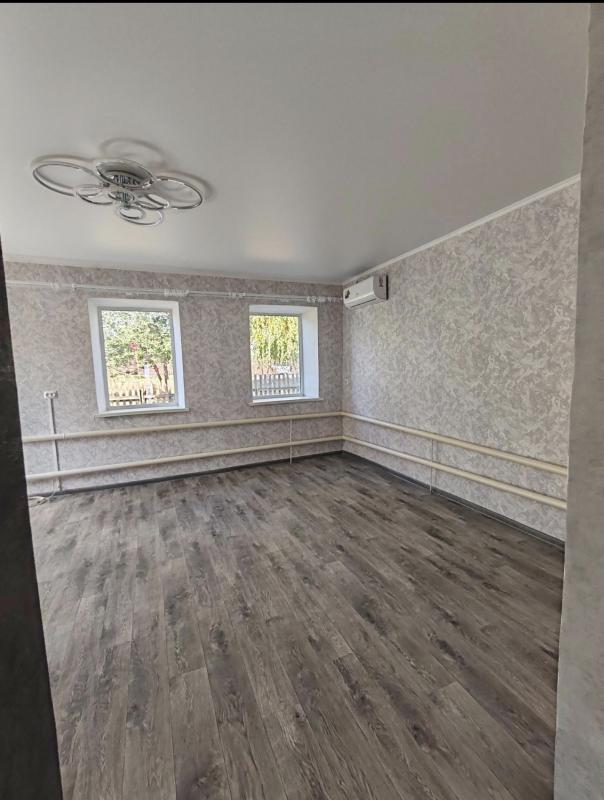 Продам дом по улице Мира, рядом с церковью. - Новотроицк