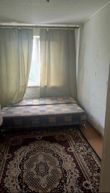 Продам трёхкомнатную квартиру 61 кВ. - Новотроицк