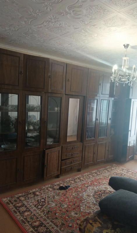 Продам трёхкомнатную квартиру 61 кВ. - Новотроицк