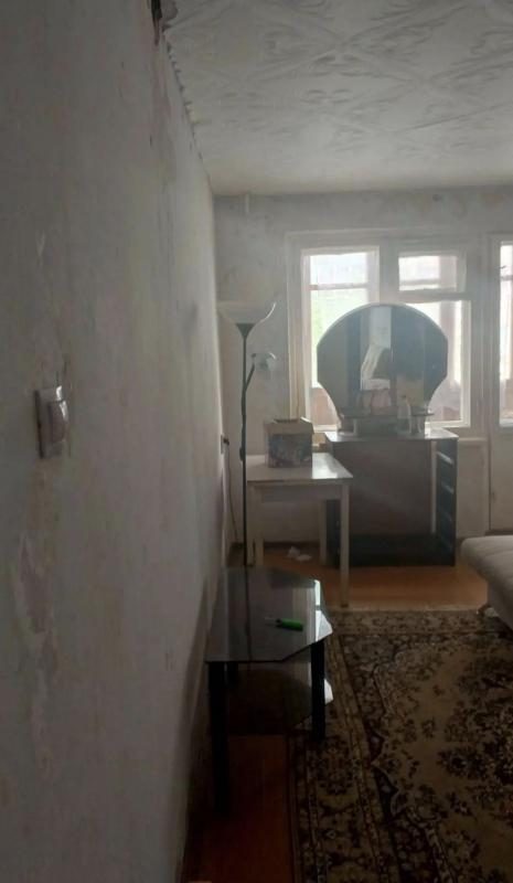 Продам трёхкомнатную квартиру 61 кВ. - Новотроицк
