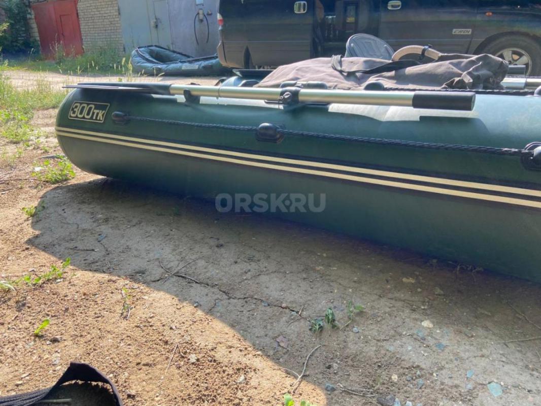 Продам две лодки под моторы в отличном состоянии, всё в комплекте. - Орск