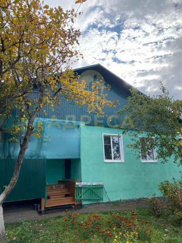 В продаже дом расположенный в живописном уголке природы, всего 30 км. - Оренбург