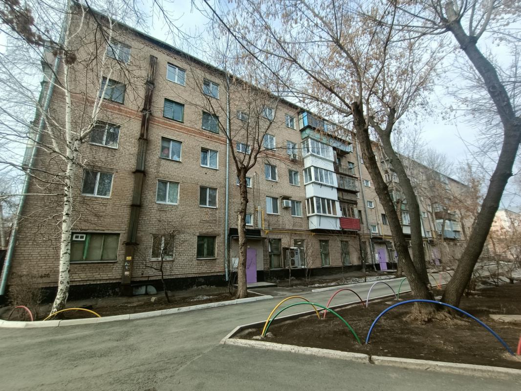 Продам трехкомнатную квартиру в центре города. - Оренбург
