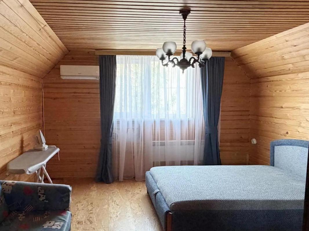 Продам 2-х этажный дом площадью 122 кв. - Орск