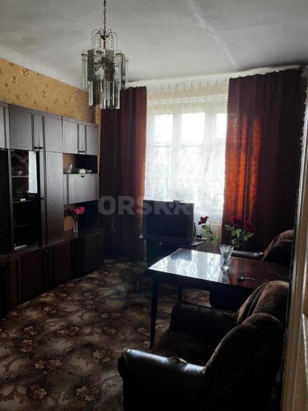 От собственника срочно продам за 2 млн рублей трёхкомнатную квартиру 74 кВ. - Орск
