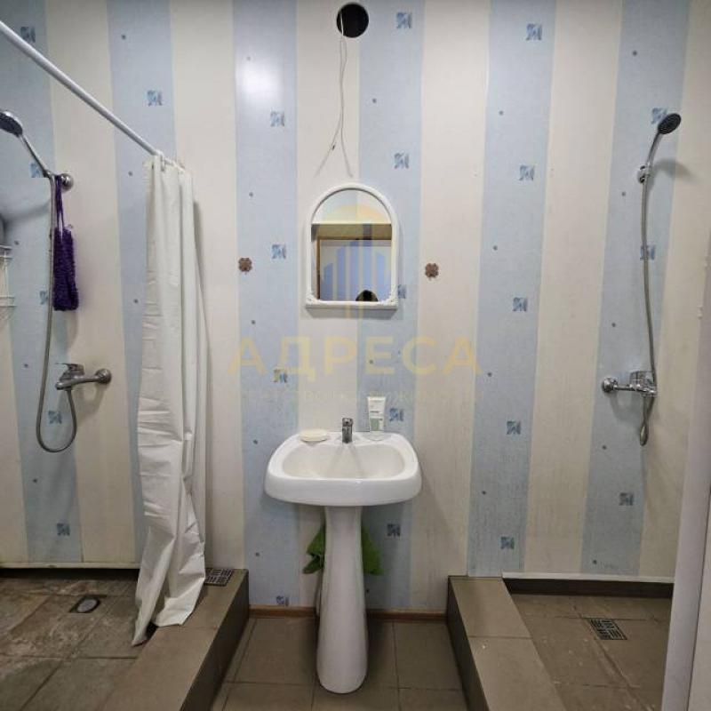 Продам капитальное отапливаемое здание площадью 190,2 м2 на ул. - Оренбург