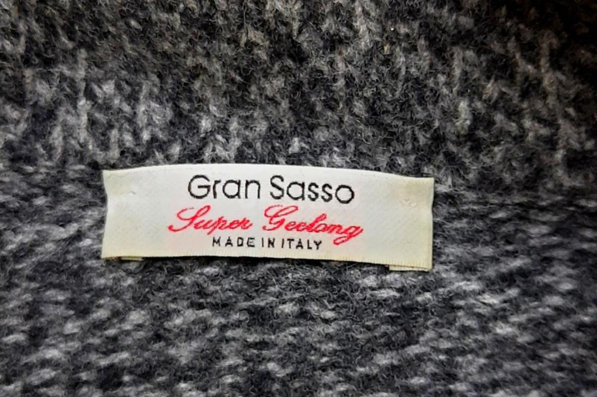 Пуловер Grand sasso Италия,унисекс 100% шерстяной вязаный Б/У состояние хорошее. - Гай