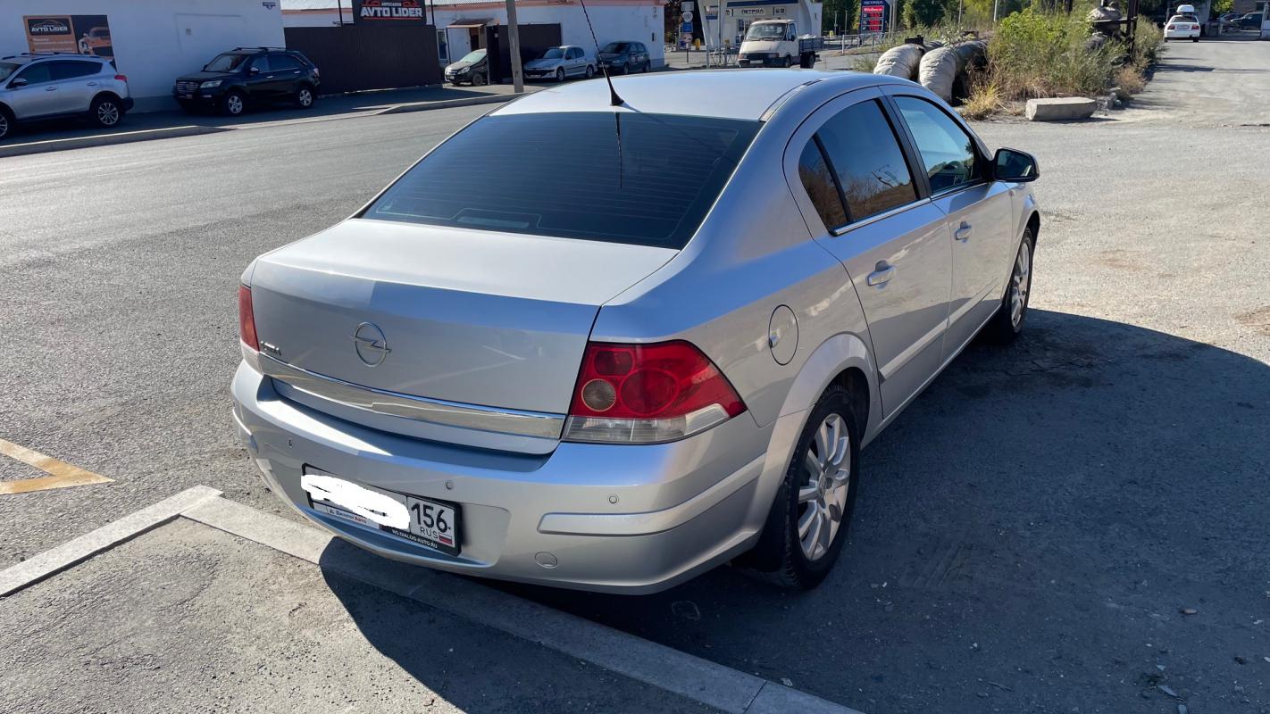Продается Opel Astra, 2013 года

__АВТОМАТ__

ДВС 1, 8/ 140л.с.,

ГУР,

ABS,

климат- контроль,

пол - Новотроицк