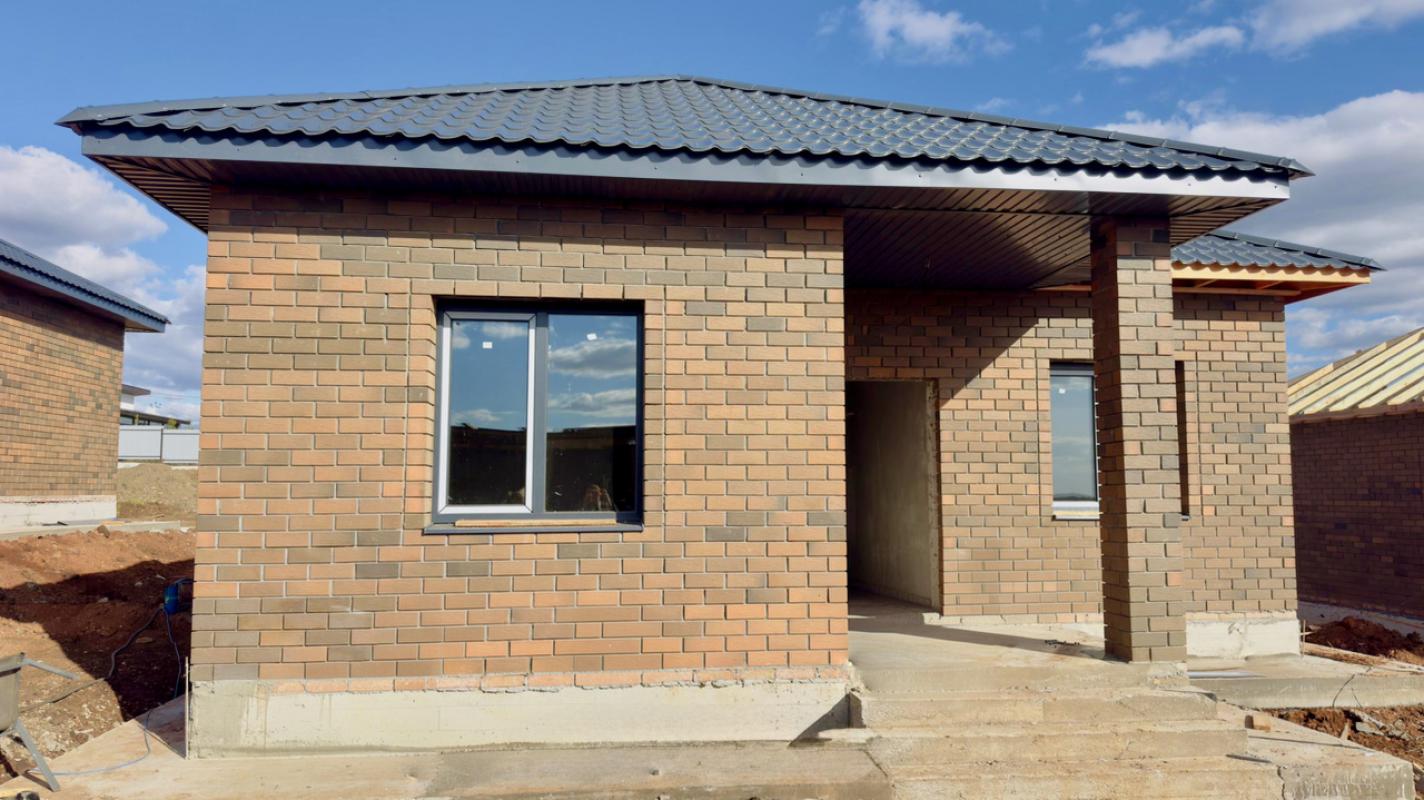 🏡Нoвый киpпичный дом (100 м&sup2;) в прoдаже в поселке Соловьевка! - Соловьевка