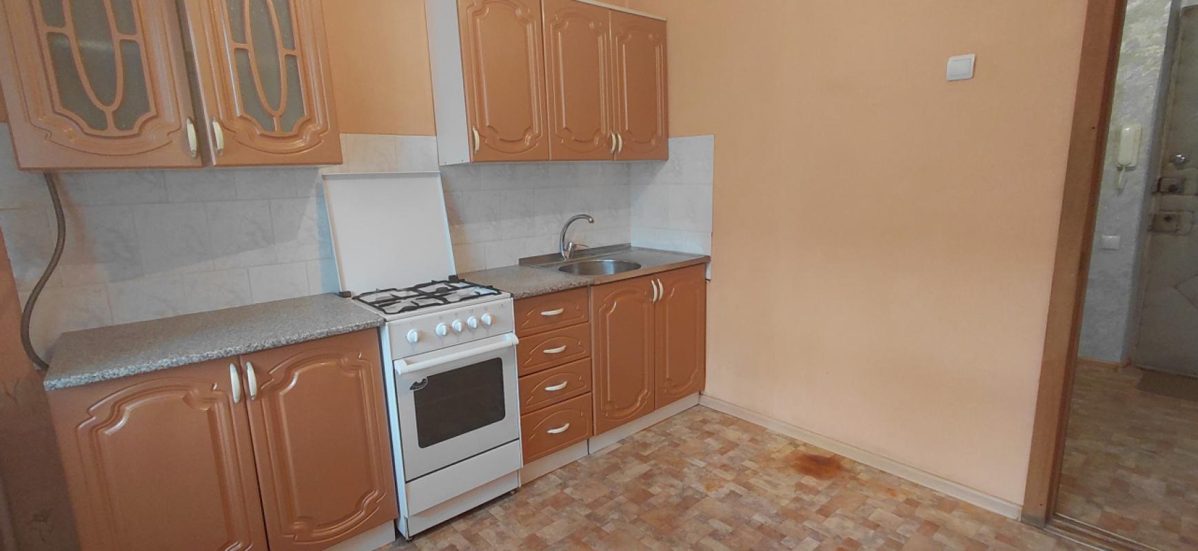 Продаётся уютная квартира на улице Ткачёва, 89 в Оренбурге, которая станет прекрасным выбором как дл - Оренбург