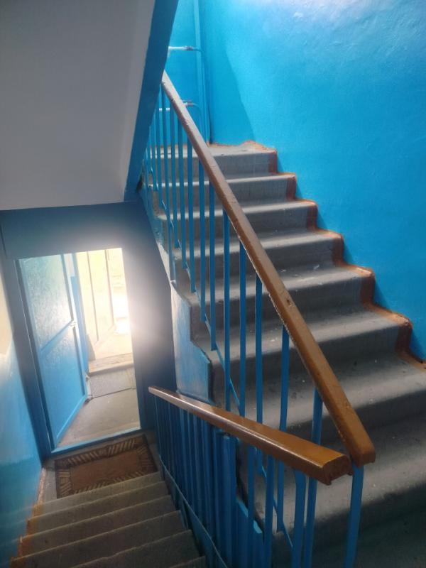 Продаётся уютная трёхкомнатная квартира площадью 61 квадратный метр на улице Алтайской 8, город Орен - Оренбург