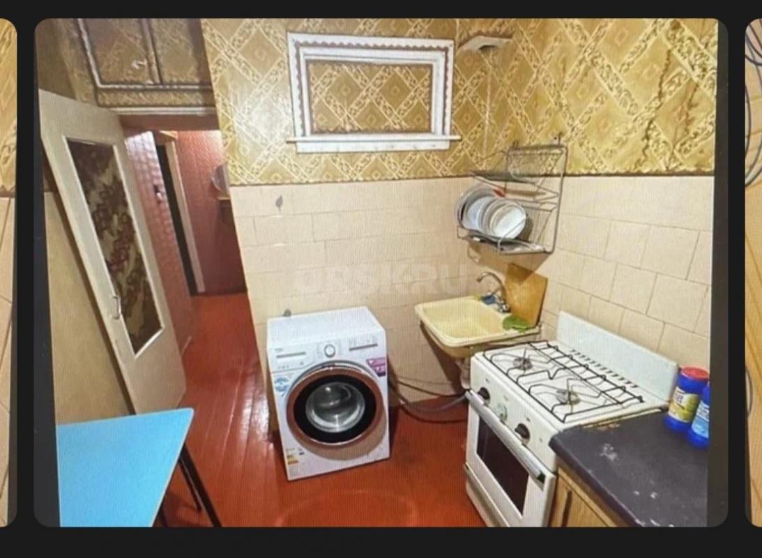Продам 2-х комнатную квартиру, расположенную на 5-м этаже 5-ти этажного панельного дома по адресу: г - Новотроицк