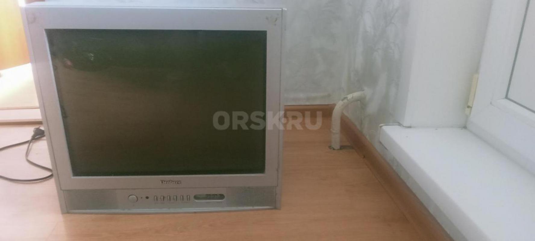 Продам телевизор в рабочем состоянии.900руб - Орск