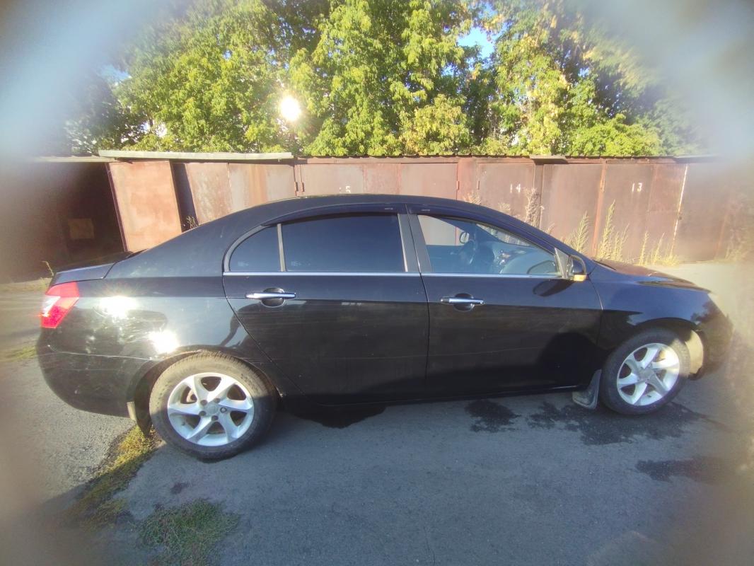 Продам Geely Emgrand 7 комплектация полная, колеса летние+ зимние. - Орск