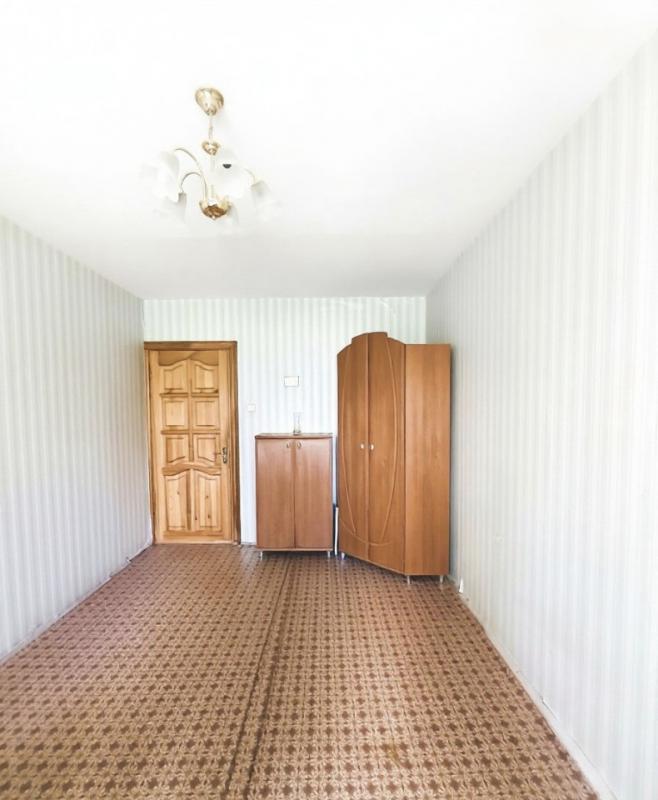 Продам 2к квартиру в центре городаАдрес : ул. - Оренбург